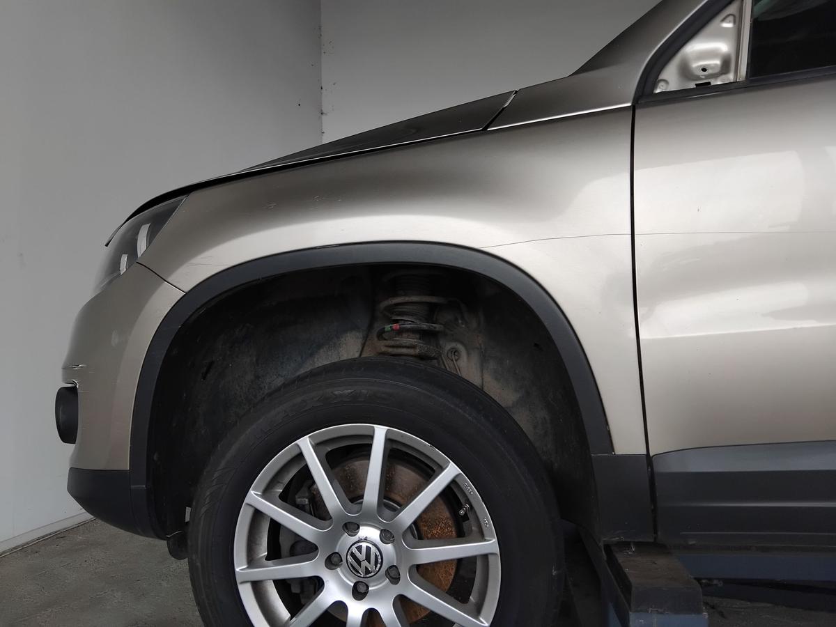 VW Tiguan 5N2 original Kotfl&uuml;gel vorn links titaniumbeigemetallic LA1X BJ2012