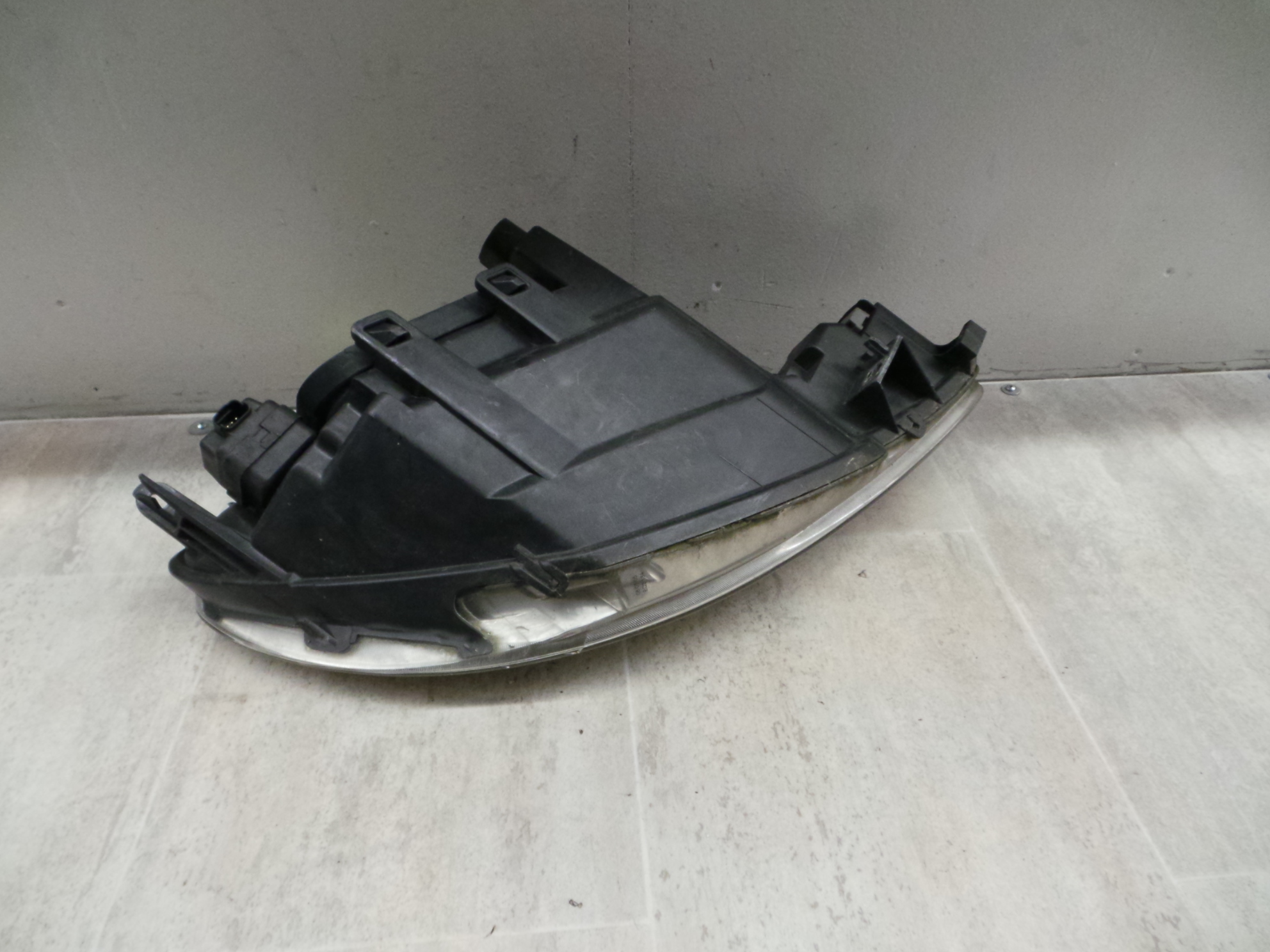 Peugeot 206 03-09 Scheinwerfer vorn links Lampe Valeo