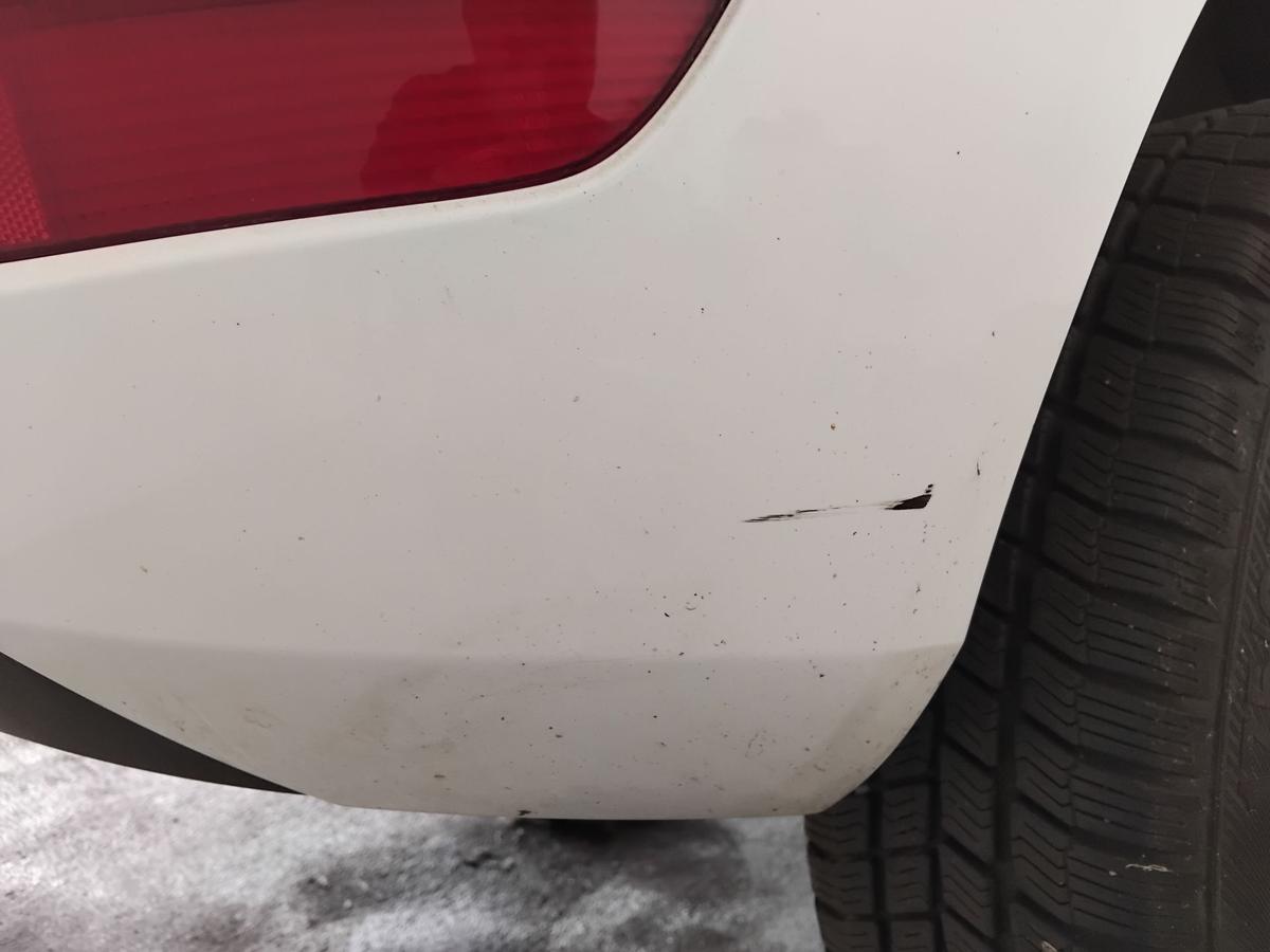 Ford Fiesta JA8 original Stossfänger Stoßstange hinten frostweiß BJ2009