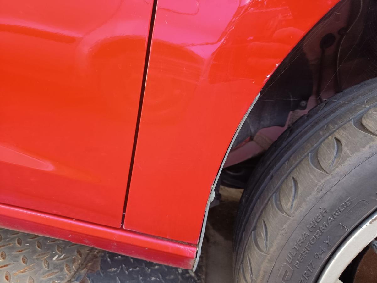 Seat Leon ST 5F original Kotflügel rechts vorn LS3H Emocion Rot EZ2015
