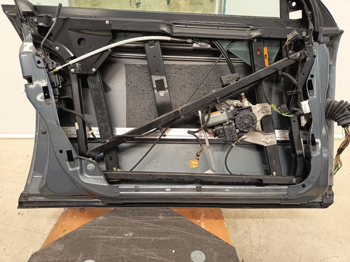 Audi A6 4B original T&uuml;r vorne links LX7Z Delfingrau Metallic Baujahr 2003