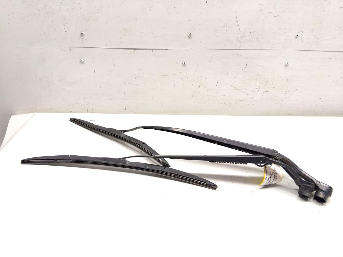 Mitsubishi Eclipse Cross original Satz Wischerarme vorn links rechts