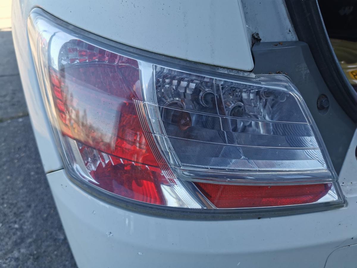 Daihatsu Materia M401 Rückleuchte Schlussleuchte Rücklicht Lampe hinten links