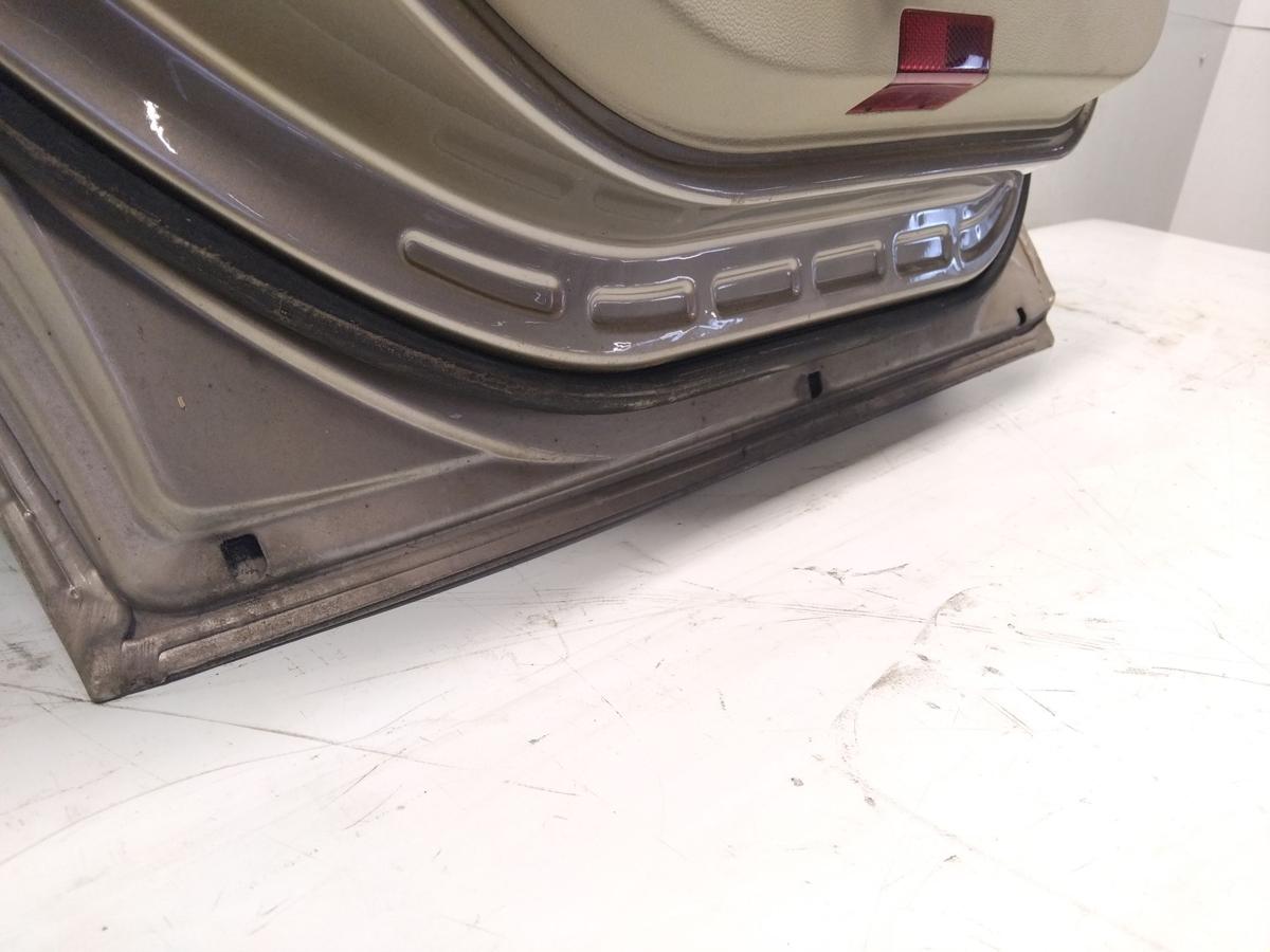 Mercedes A-Klasse W169 T&uuml;r hinten links d&uuml;nenbeigemetallic 791 BJ2006