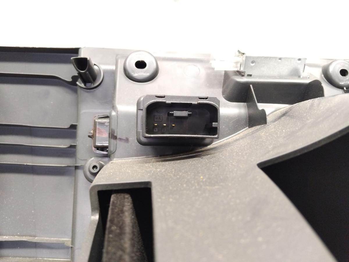 Seat Alhambra 7N original Handschuhfach Handschuhkasten titanschwarz Bj.2015