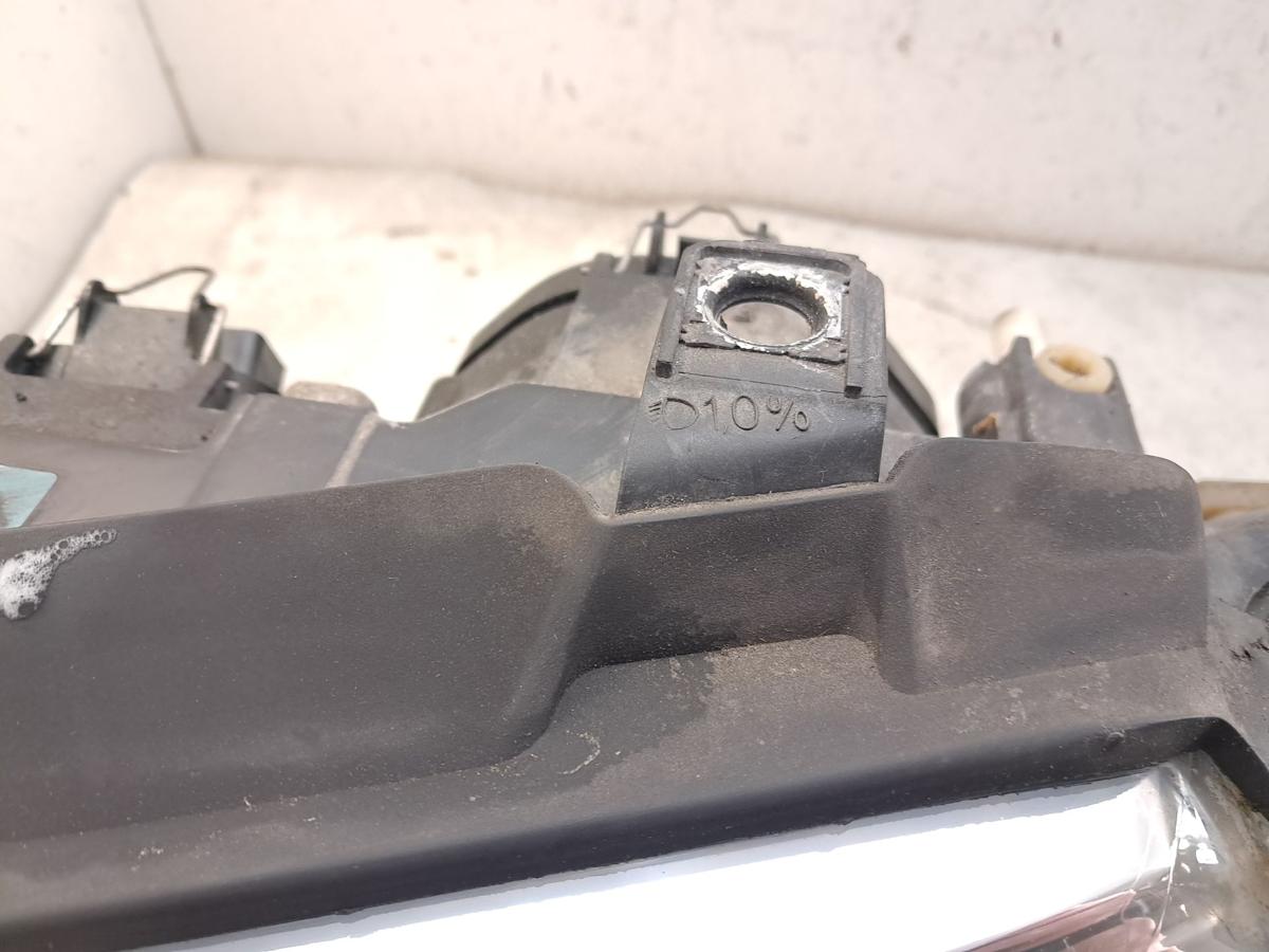 Audi A4 B5 Facelift original Scheinwerfer links Valeo mit LWR Bj.2000