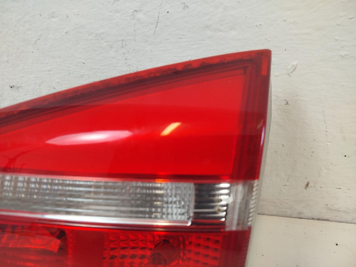 Ford Focus DYB CEW Turnier R&uuml;ckleuchte R&uuml;cklicht innen rechts Heckklappe ab14