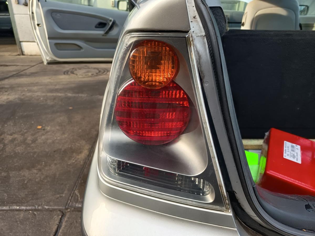 BMW 3er E46 Compact original R&uuml;ckleuchte links Heck/Schluss/Licht Bj 2002