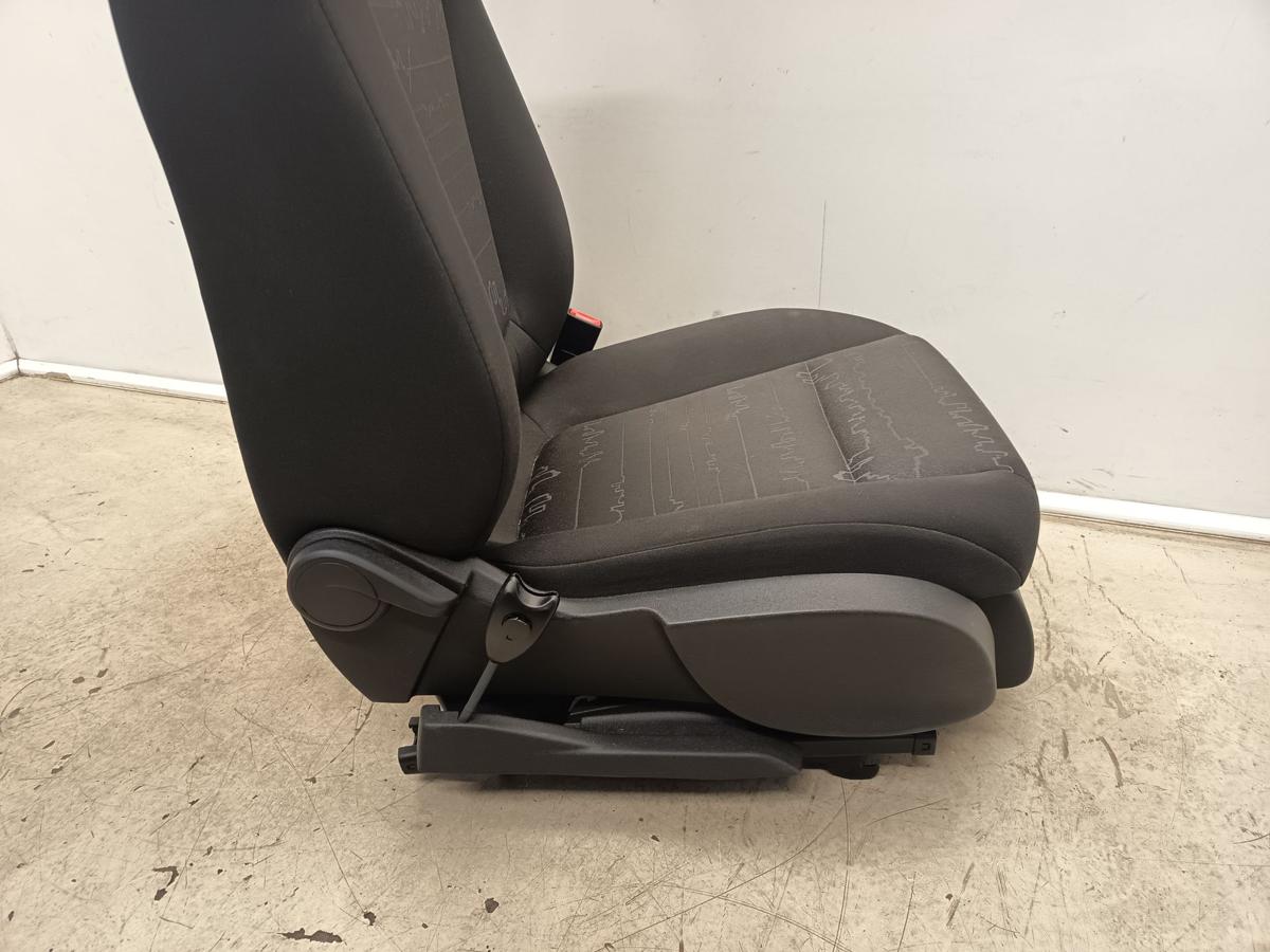Opel Meriva B original Sitz vorne links Sitzheizung Fahrersitz Bj 2012