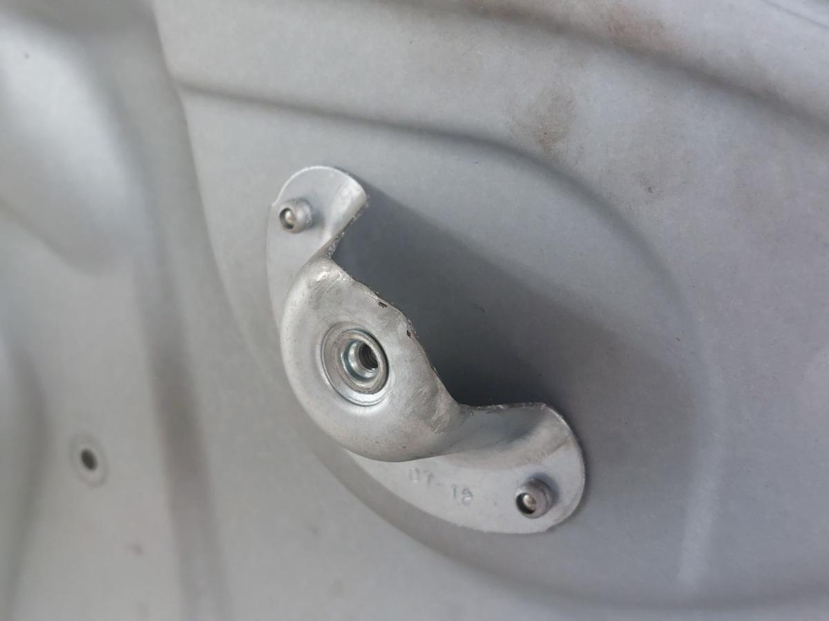 VW Caddy 2C ab 10 Fensterheber vorn links elektrisch Grundplatte ohne Motor