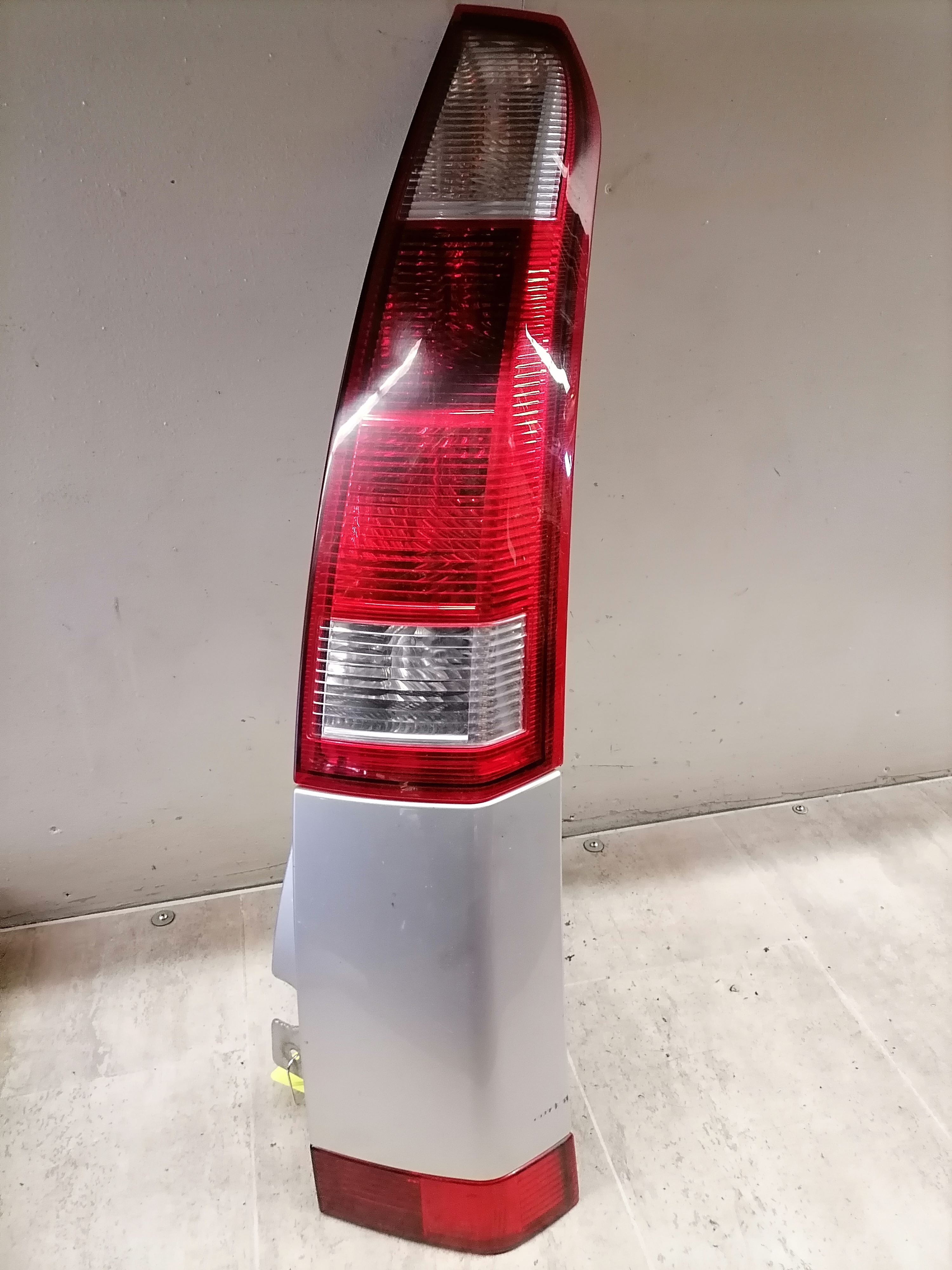 Opel Meriva (A) 03-06 Rücklicht rechs Rückleuchte Heckleuchte 89398085 Valeo