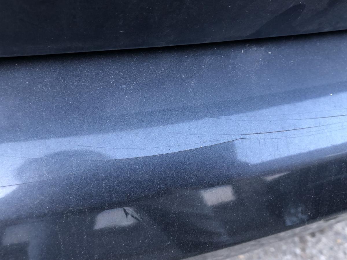 Skoda Fabia 5J Sto&szlig;f&auml;nger hinten Hecksch&uuml;rze 5 t&uuml;rer LF8J Antracit Grey