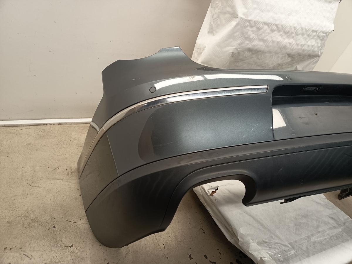 VW Passat B6 3C Limo orig Sto&szlig;stange F&auml;nger hinten/Heck K7X Islandgrau Bj 2008