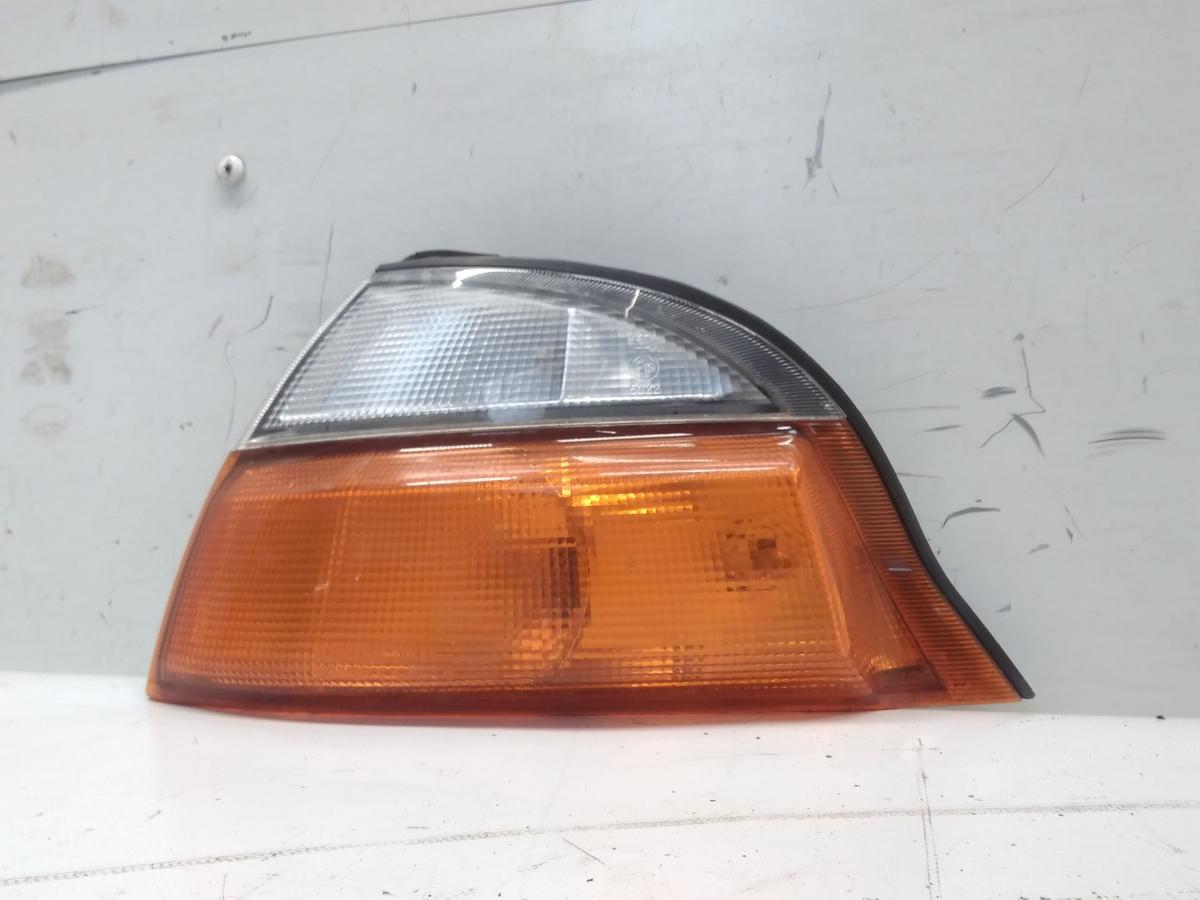 Toyota Hiace 4 original Blinkleuchte Kombileuchte vorn links Bj.2004