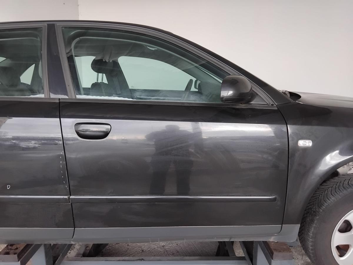 Audi A4 B6 8E Tür vorn rechts Beifahrertür LZ9W ebonyschwarzmetallic BJ2002