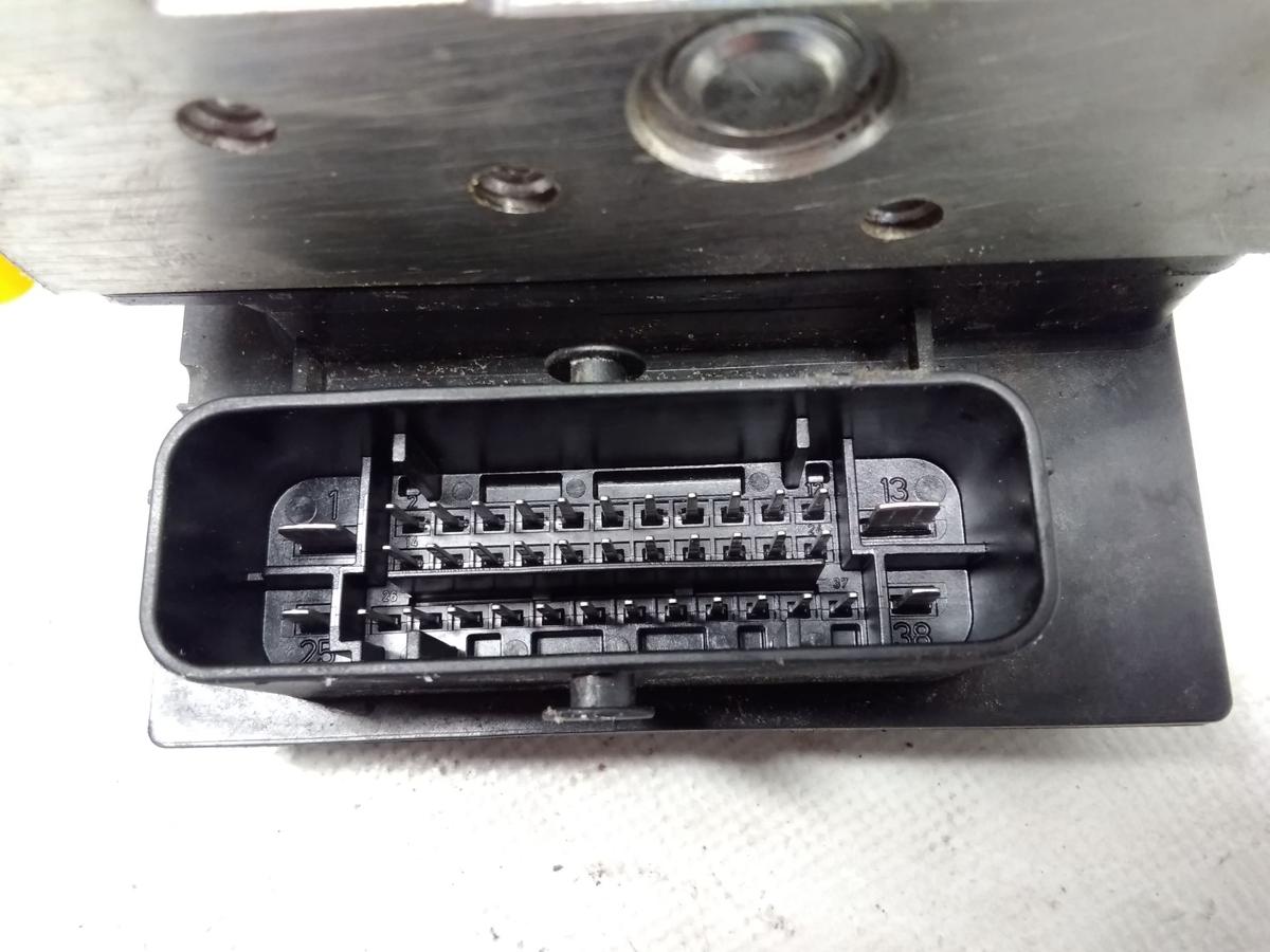 Mercedes Benz E 500 4-Matic 212 original ABS-Block Bj.2011 A2184310912