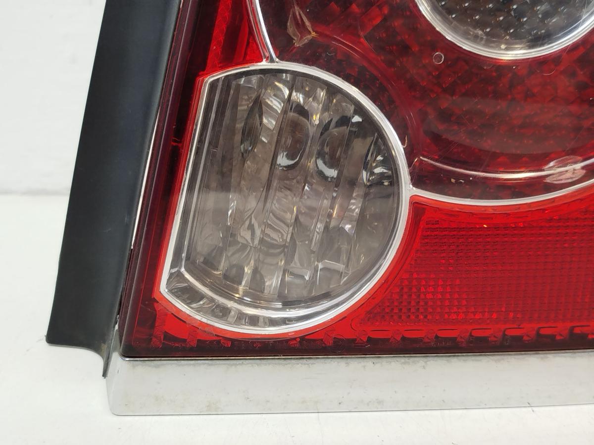 Toyota Avensis T25 Limo 4-trg. R&uuml;ckleuchte rechts R&uuml;cklicht Heckleuchte STH