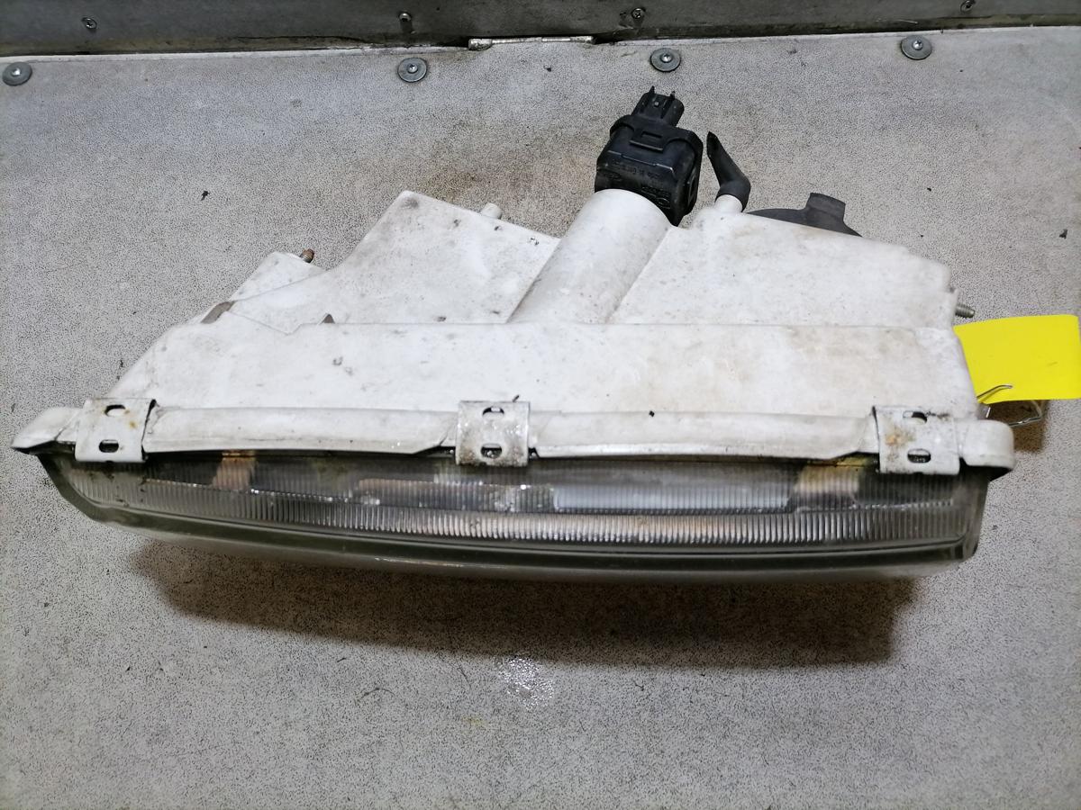 Volvo V40 S40 Scheinwerfer rechts vorn Halogen Lampe BJ00-03