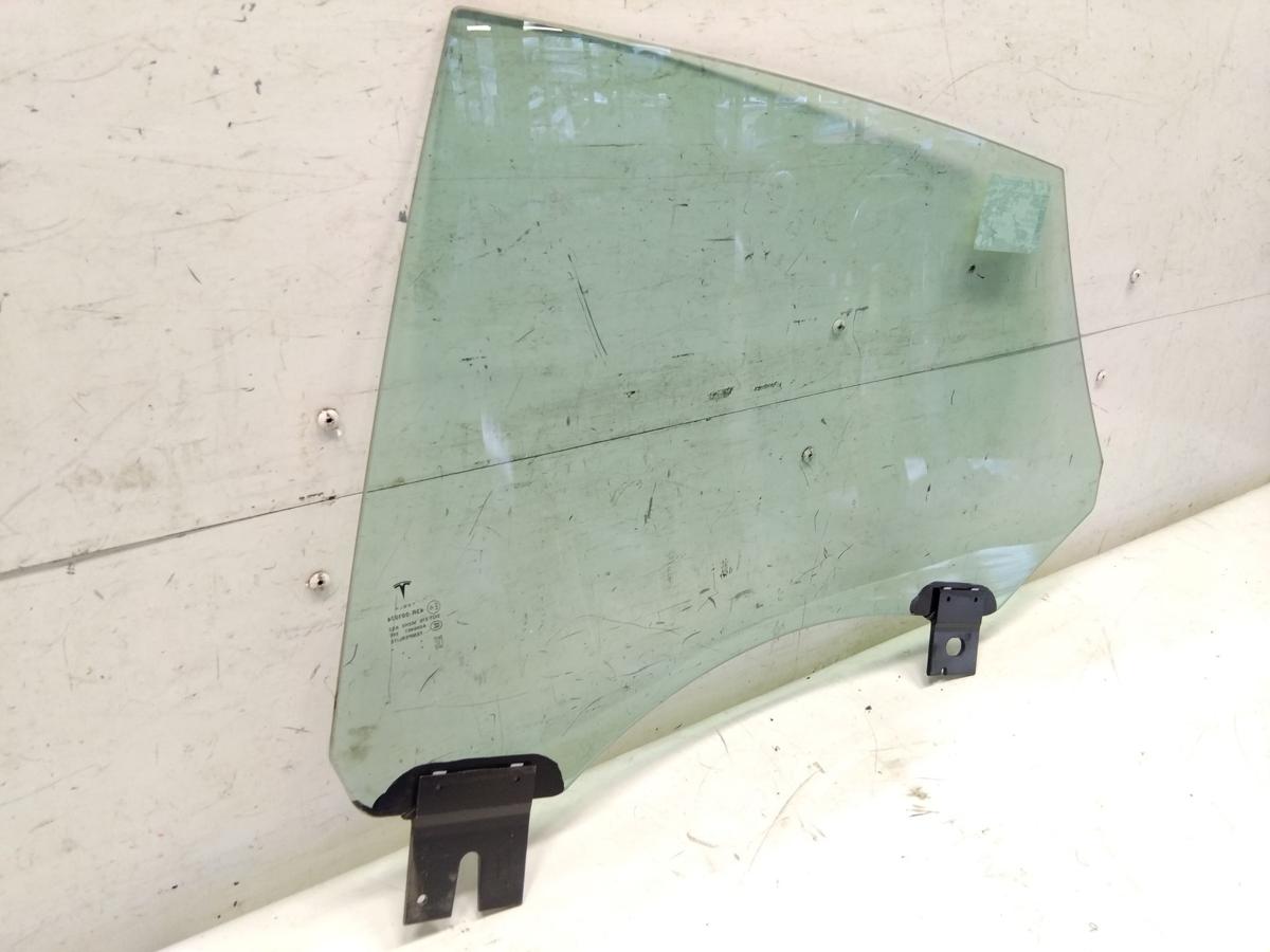 Tesla Model S T&uuml;rscheibe hinten rechts gr&uuml;ncolor Bj.2019