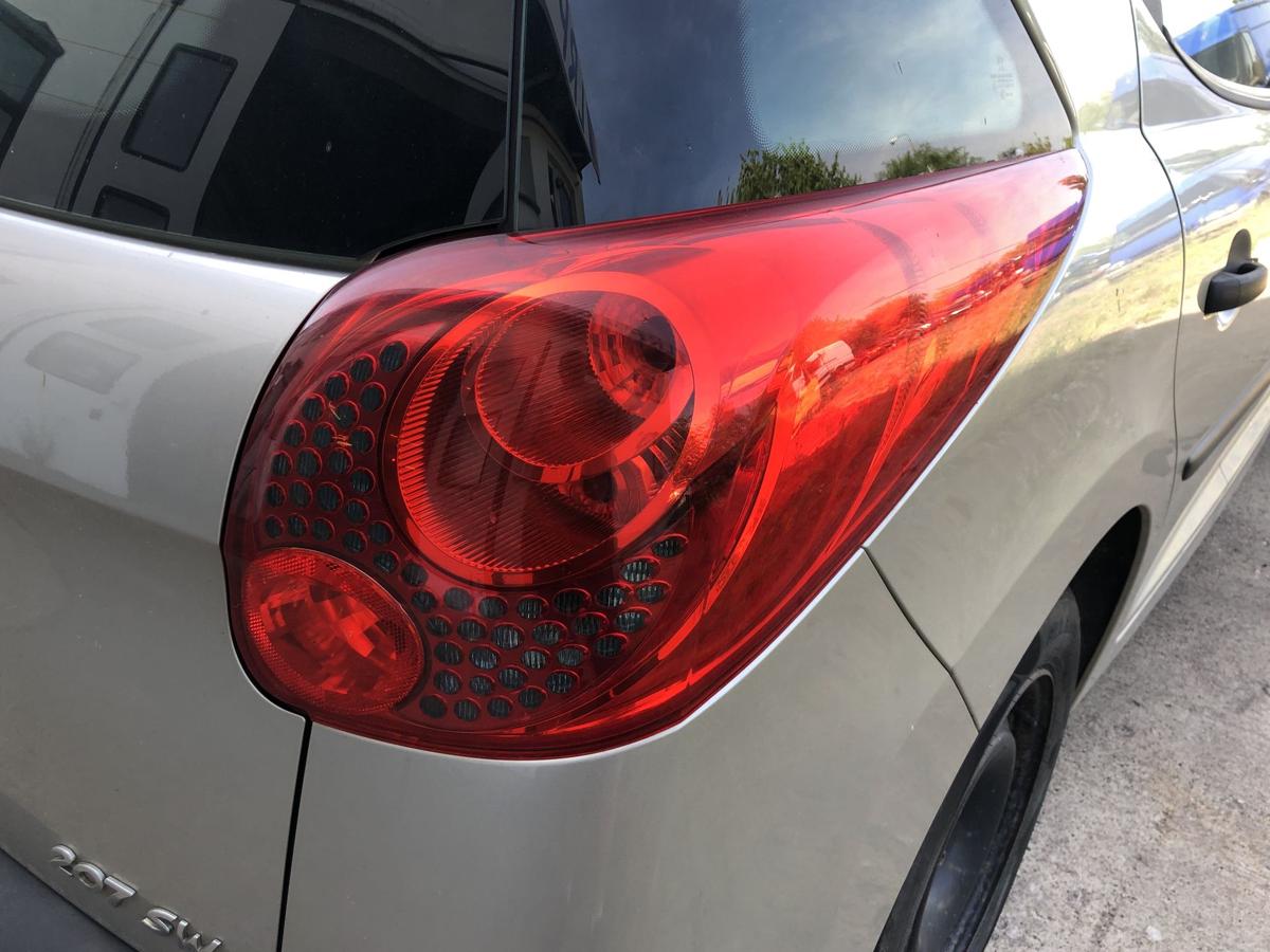 Peugeot 207 SW Typ WE R&uuml;ckleuchte rechts R&uuml;cklicht Heckleuchte Kombi