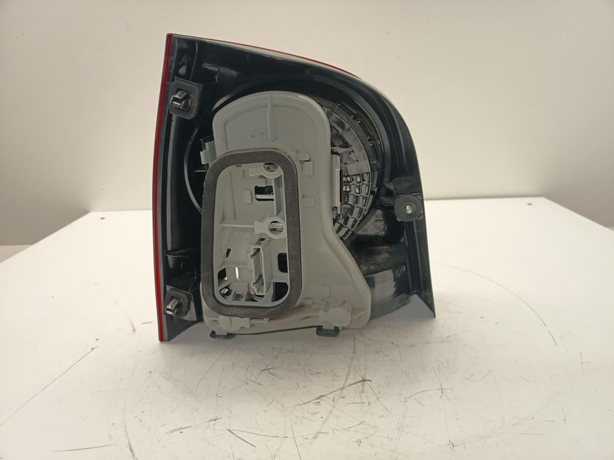 VW Polo 9N3 Cross orig Rückleuchte rechts 965 348 Hella Bj 2007
