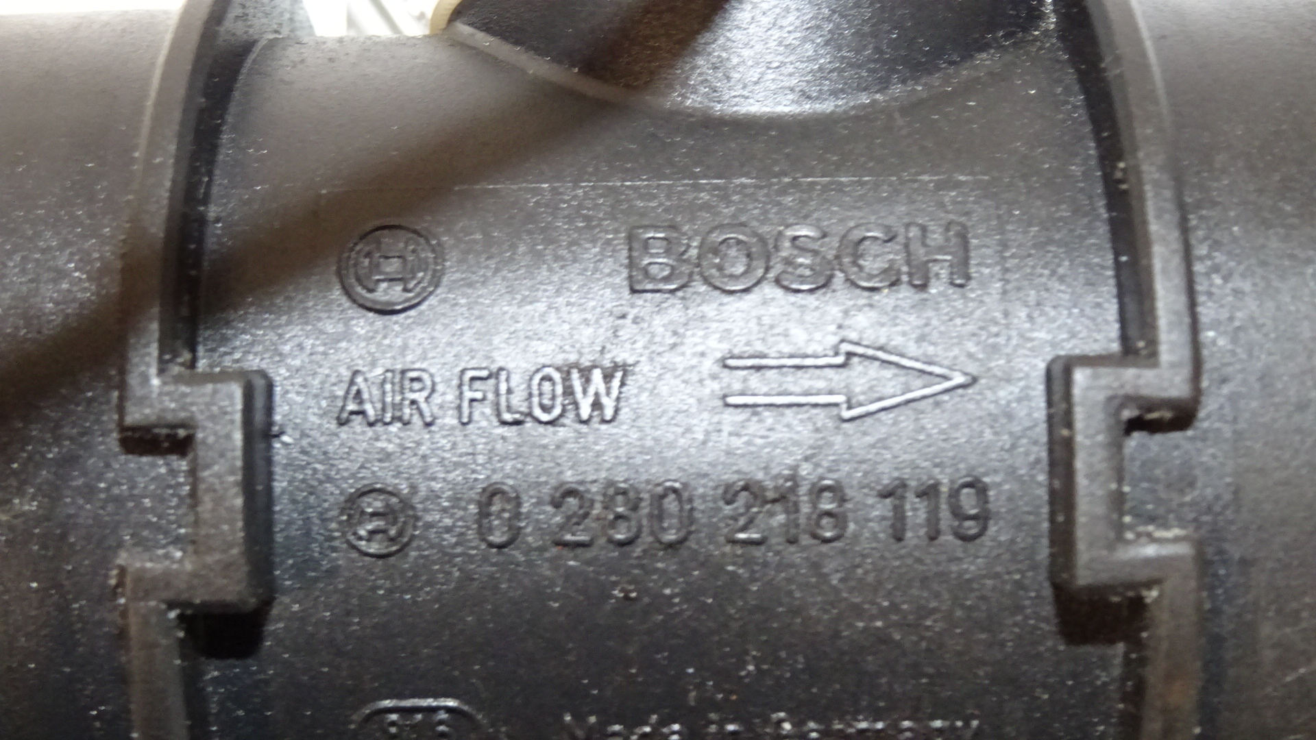 Luftmassenmesser Opel Corsa C Bj.2005 1,2 59KW 0280218119 BOSCH
