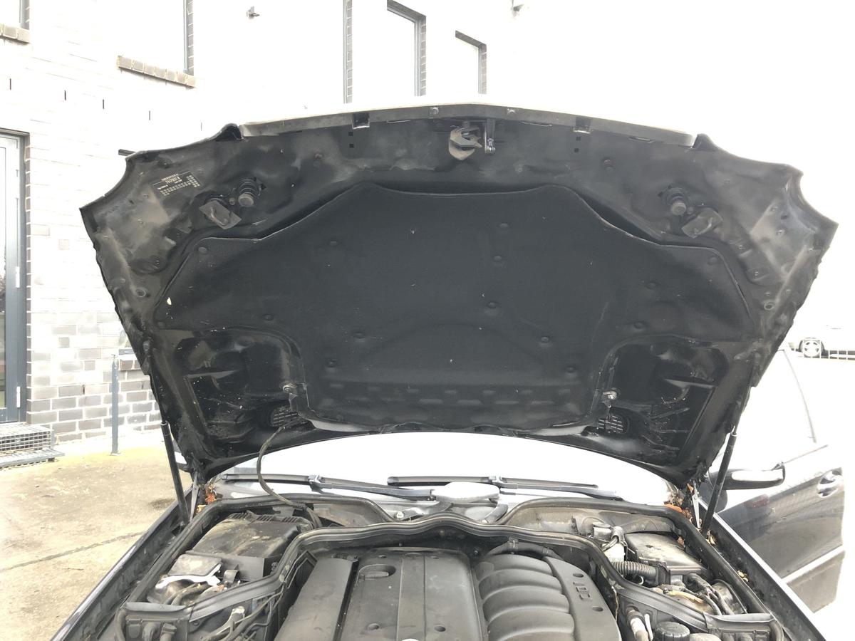 Mercedes W211 S211 E Klasse Motorhaube Bonnet besch&auml;digt ohne Grill schwarz