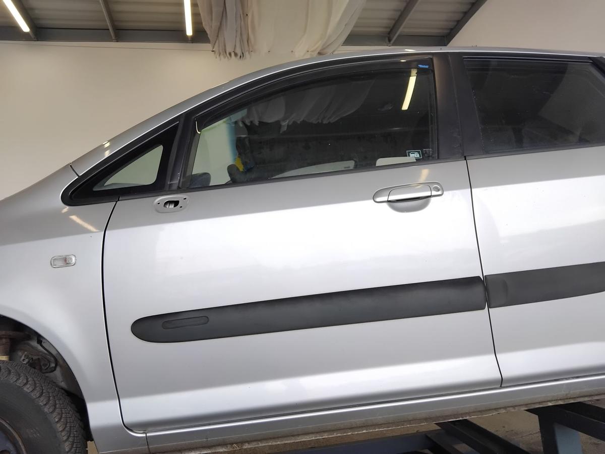 Honda Jazz GD T&uuml;r vorn links Fahrert&uuml;r satinsilber NH623M BJ2005