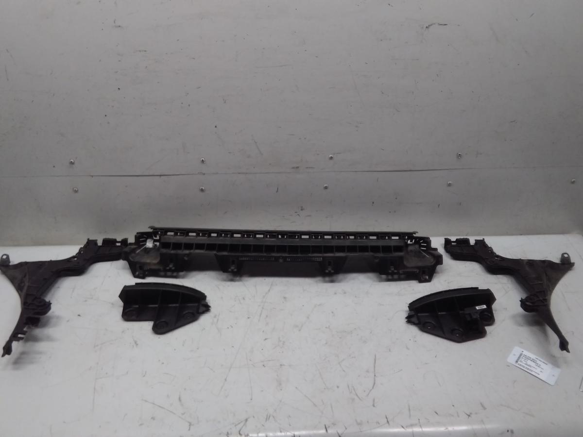 Audi A3 8P Facelift original Satz Halter Stoßfänger hinten 3-Türer Bj.2010