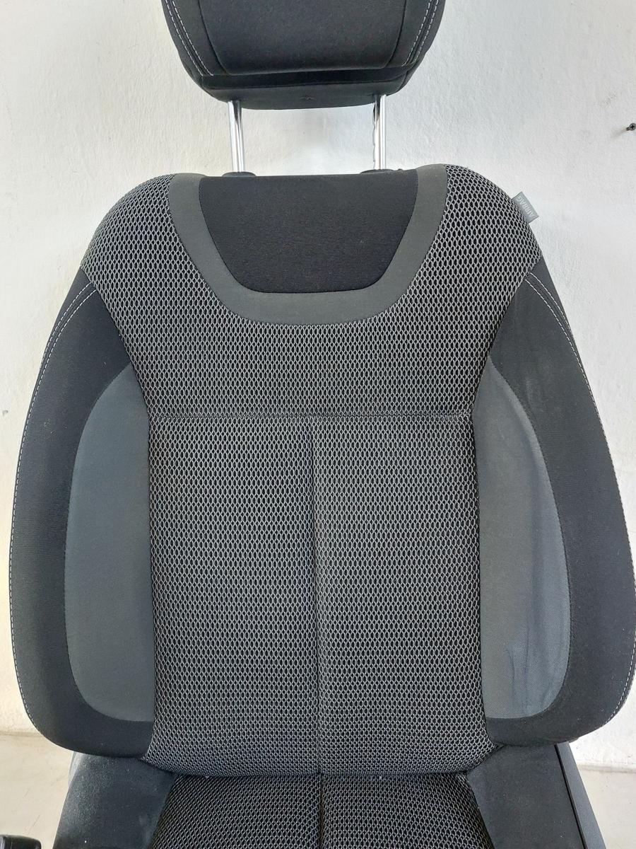 Citroen C4 II Typ N Sitz vorn links Fahrersitz Stoff mit Heizung Autositz OEM