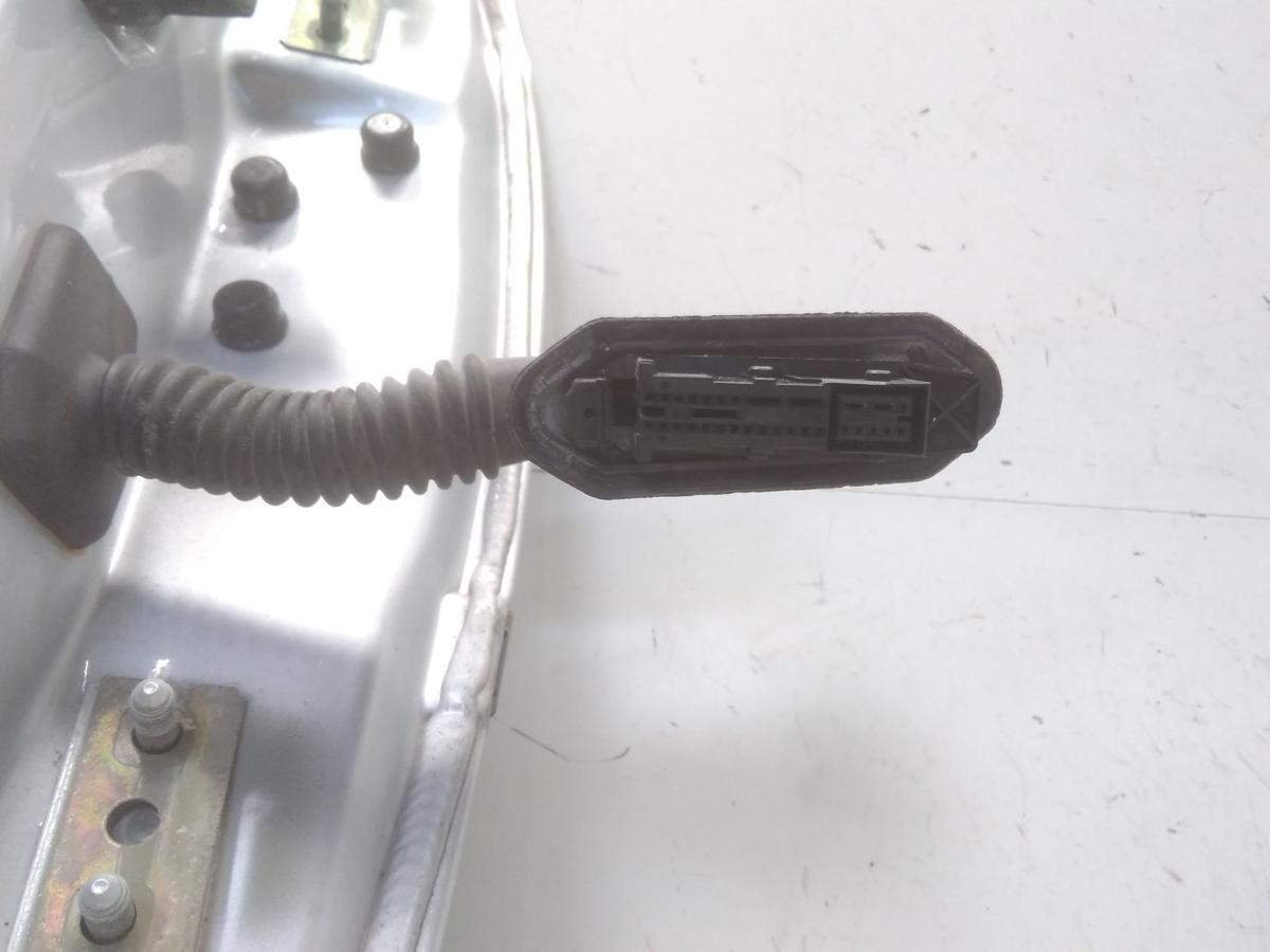 BMW 3er E46 Compact Tür vorn links Fahrertür titansilbermetallic 354/7 BJ2002