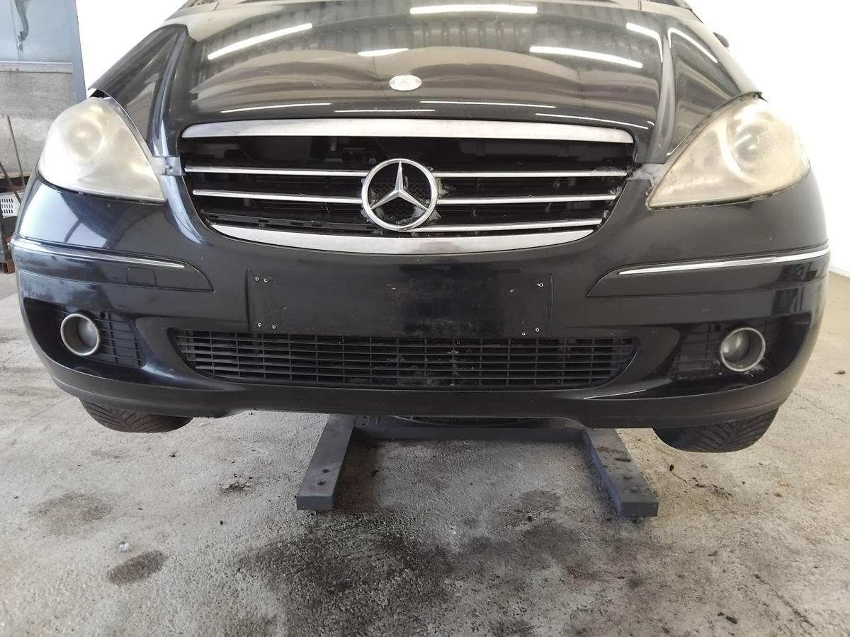 Mercedes A-Klasse W169 orig Sto&szlig;f&auml;nger Sto&szlig;stange vorn BJ2004 160 Tropenschwarzmetallic