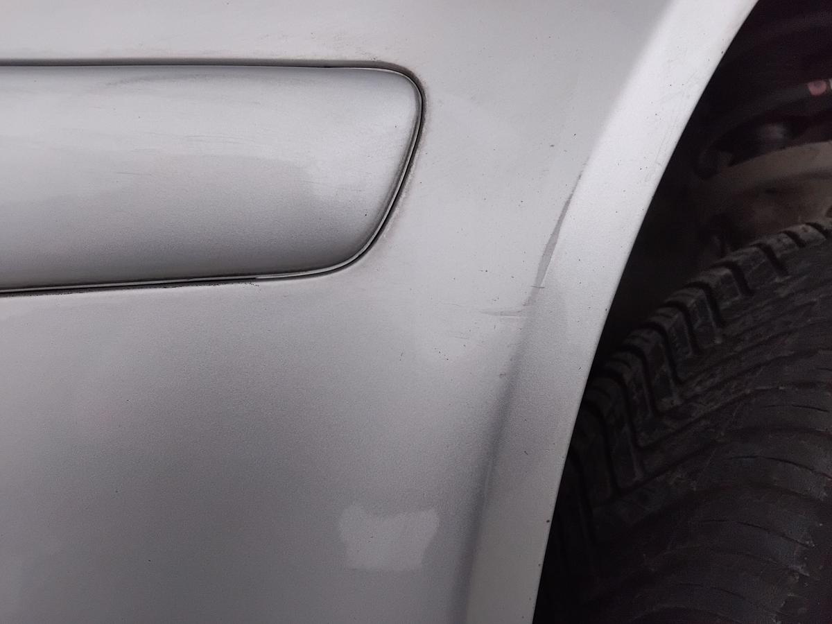 VW Bora original Sto&szlig;stange Sto&szlig;f&auml;nger vorn SRA BJ2001 LA7W reflexsilbermetallic