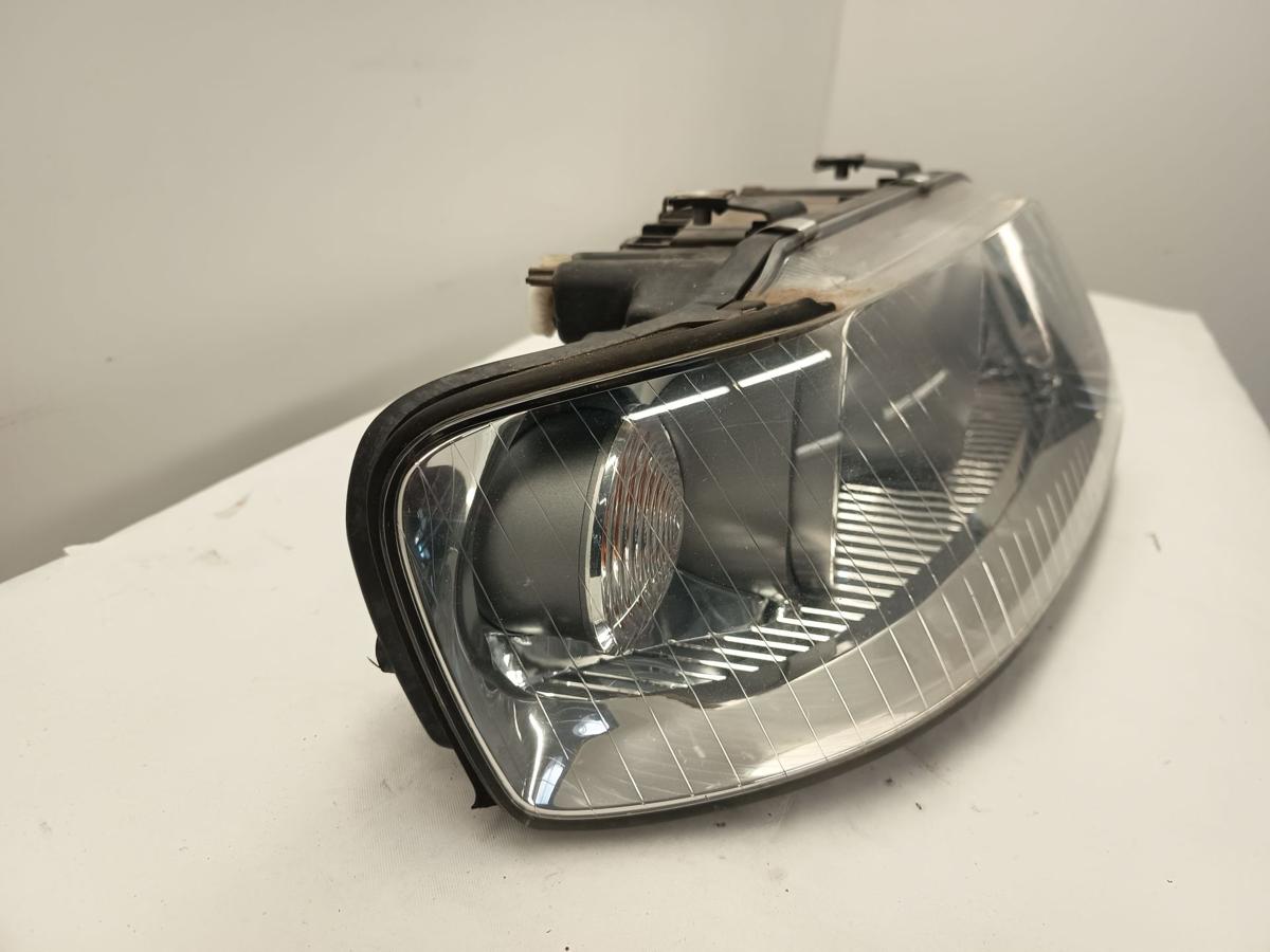 Audi A3 8L Facelift original Scheinwerfer vorn rechts Beifahrerseite Bj 2001