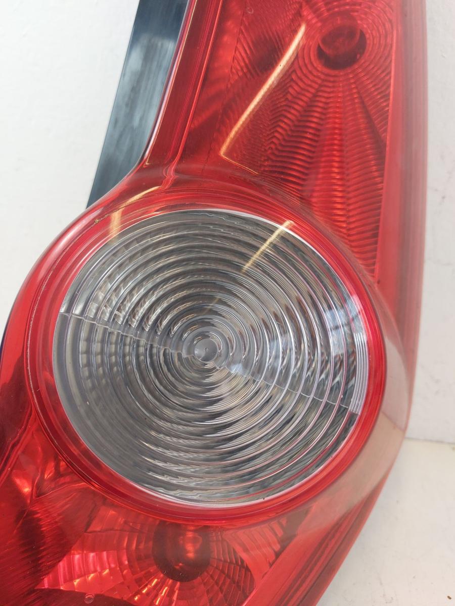 Opel Agila B Typ FXB R&uuml;ckleuchte rechts R&uuml;cklicht Heckleuchte OEM Schlusslicht