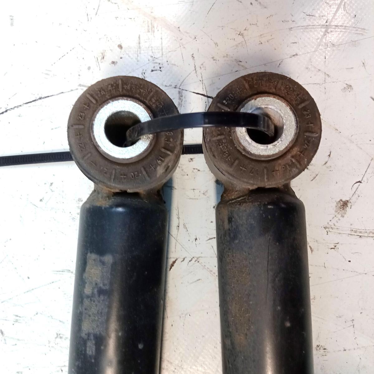 Ford Fiesta HJ HF original Satz Sto&szlig;d&auml;mpfer Hinterachse Bj.2019