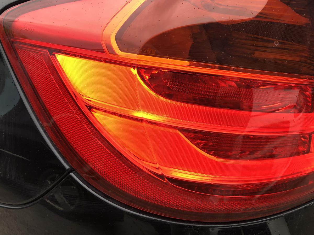 BMW 3er F31 Sportline R&uuml;ckleuchte au&szlig;en links Ecke LED Touring Heckleuchte