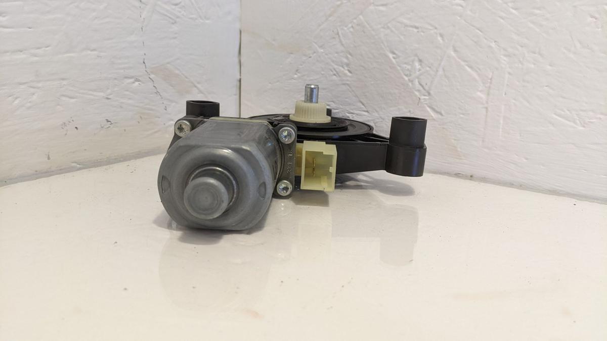 Audi A5 B9 F5 Fensterhebermotor hinten rechts Hebermotor