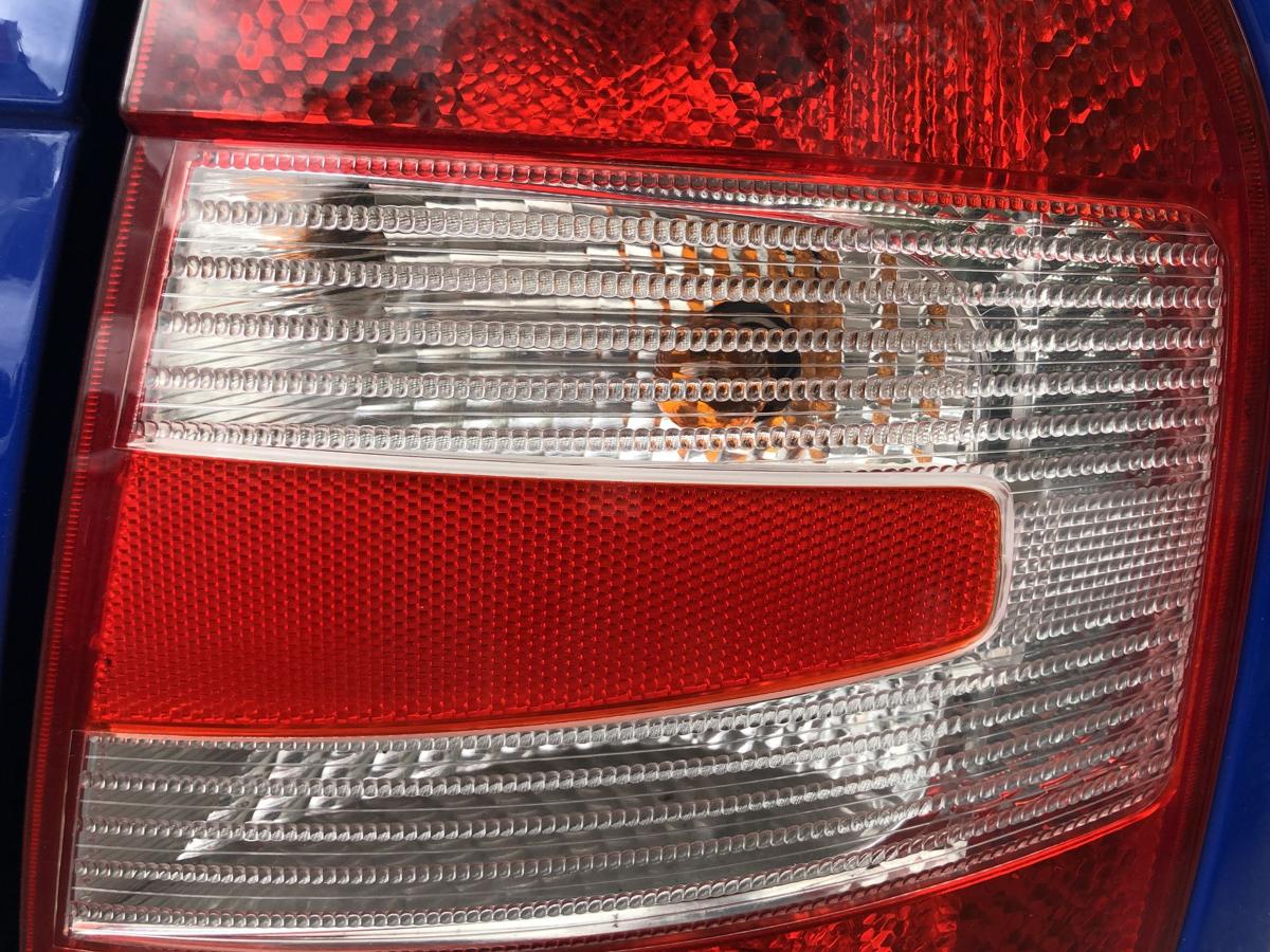 Skoda Fabia 6Y R&uuml;ckleuchte rechts R&uuml;cklicht Heckleuchte 5-t&uuml;rer ab 2004