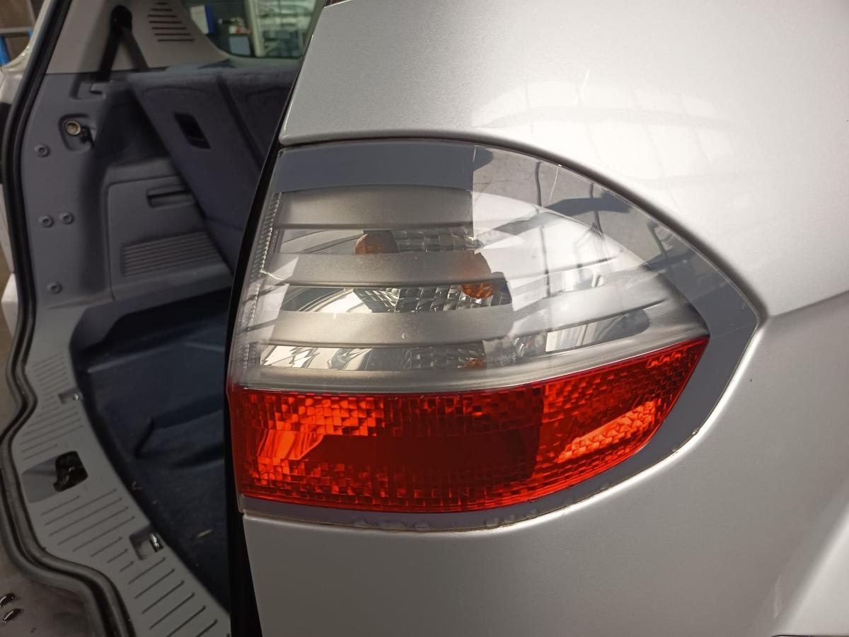 Ford S-Max 1 original R&uuml;ckleuchte rechts Heck/Schluss/Licht Bj 2009