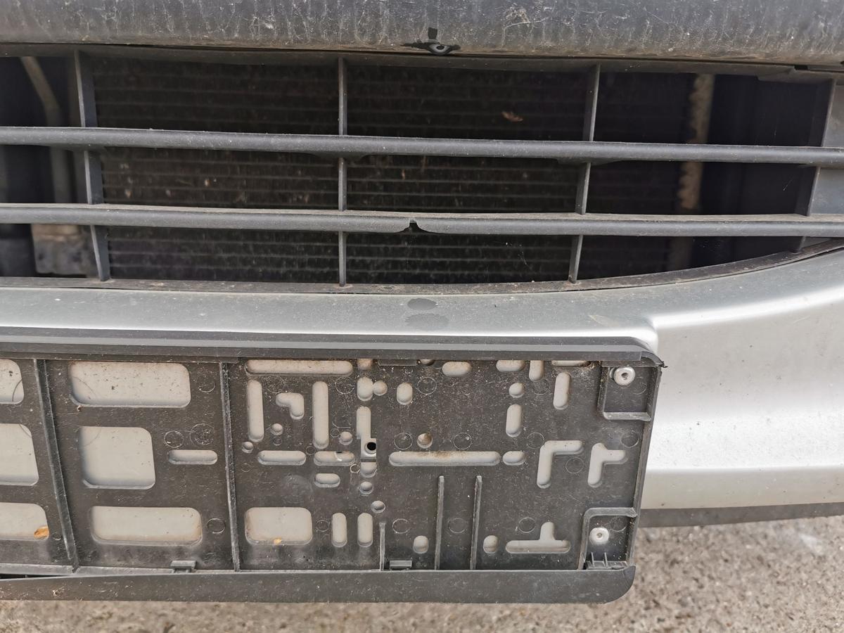 Peugeot 1007 K Stossfänger Stossstange Bumper vorn NSW EZR Aluminiumgrau Met