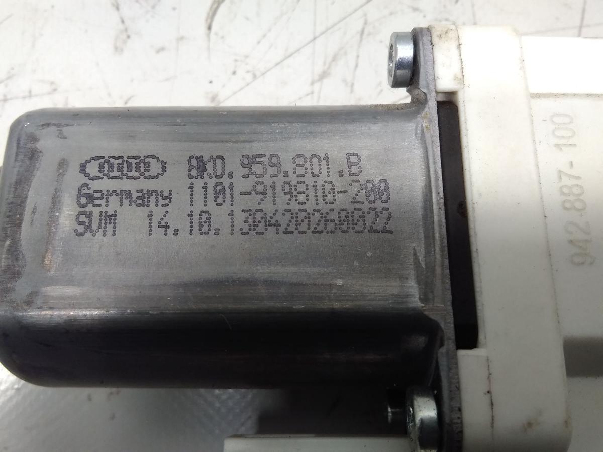 VW Touareg 2 7P original Fensterhebermotor vorn links Bj.2013