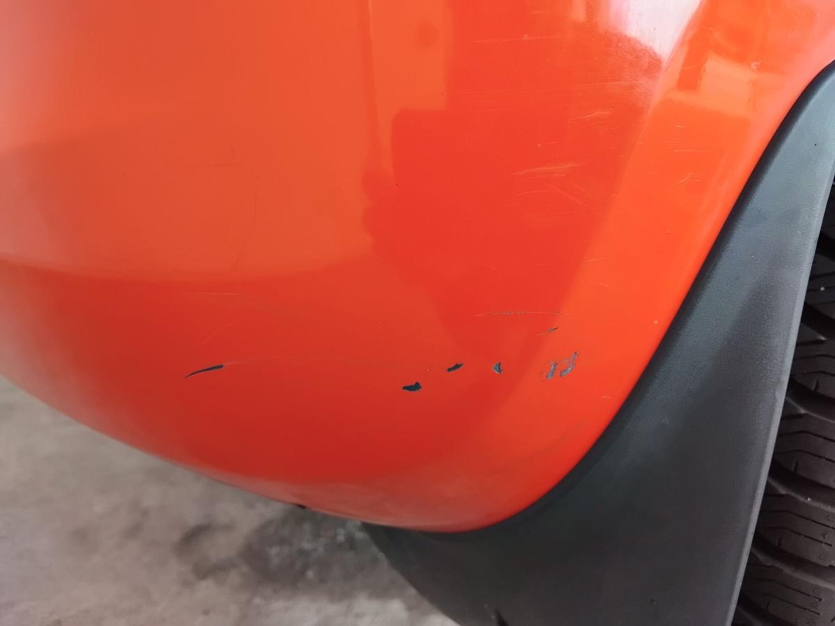Hyundai i20 PB original Sto&szlig;stange Stossf&auml;nger hinten BH Electric Red BJ2009