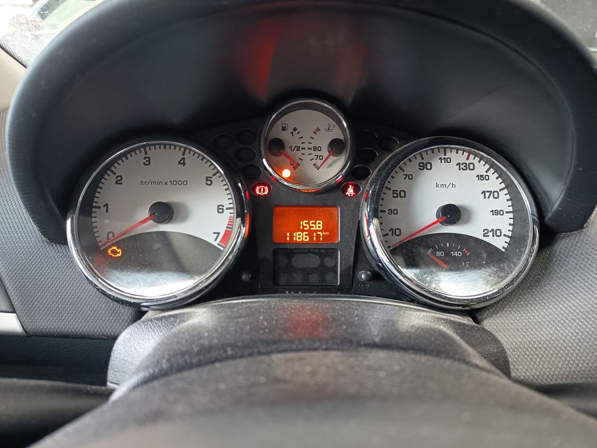 Peugeot 207 Bj 2008 original Kombiinstrument Tacho 610622 1,4L 70KW Benzin