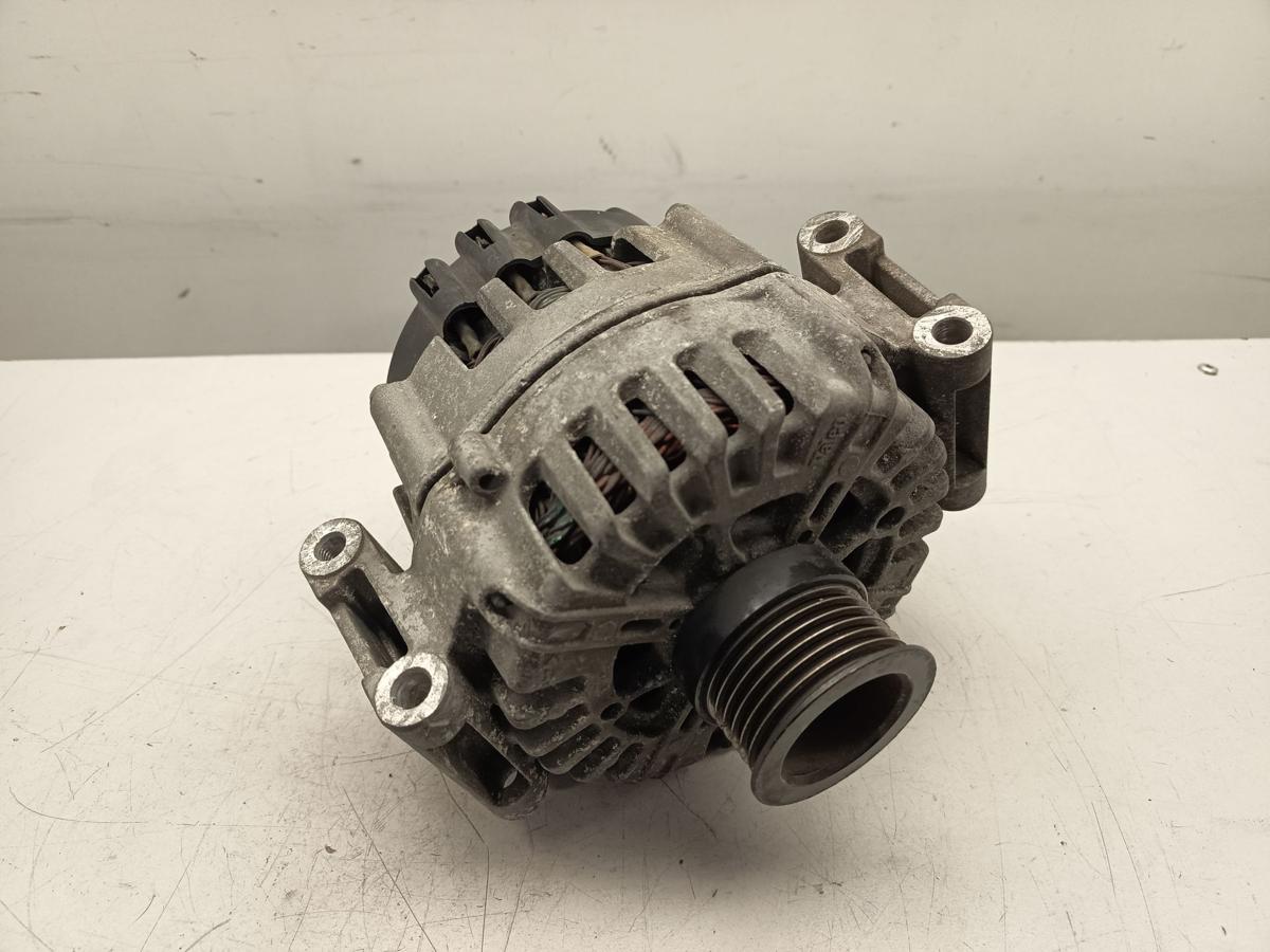 Mercedes Sprinter 906 316CDI original Lichtmaschine Generator 200A Bj.2015