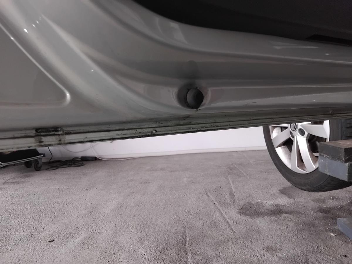 Skoda Citigo T&uuml;r vorn links Fahrert&uuml;r LR7L Silver Leaf Metallic 5-t&uuml;rig BJ2013