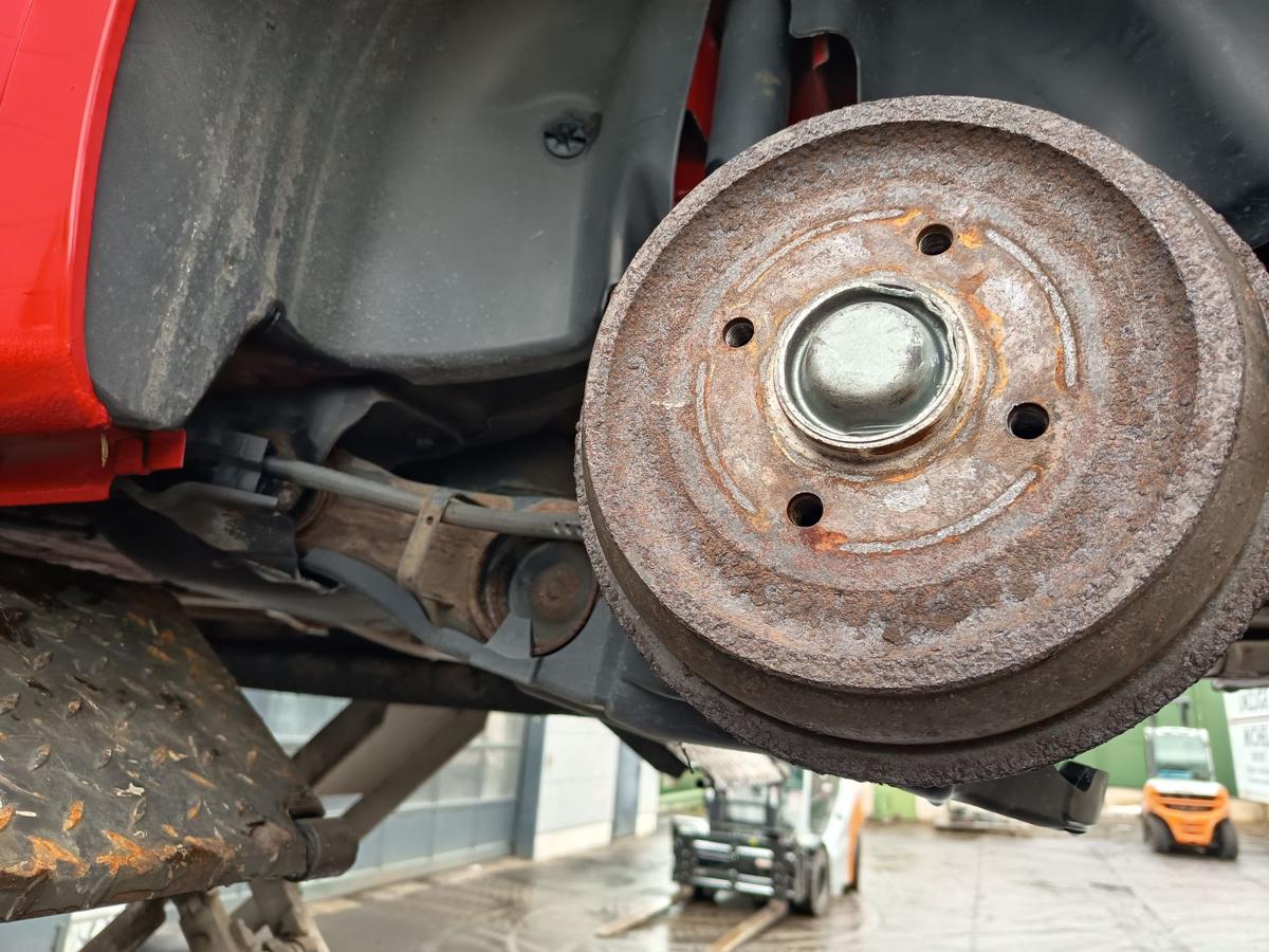 Peugeot 207 original Hinterachse trommelgebremst f&uuml;r 1,4l 70kW Benzin Bj 2010