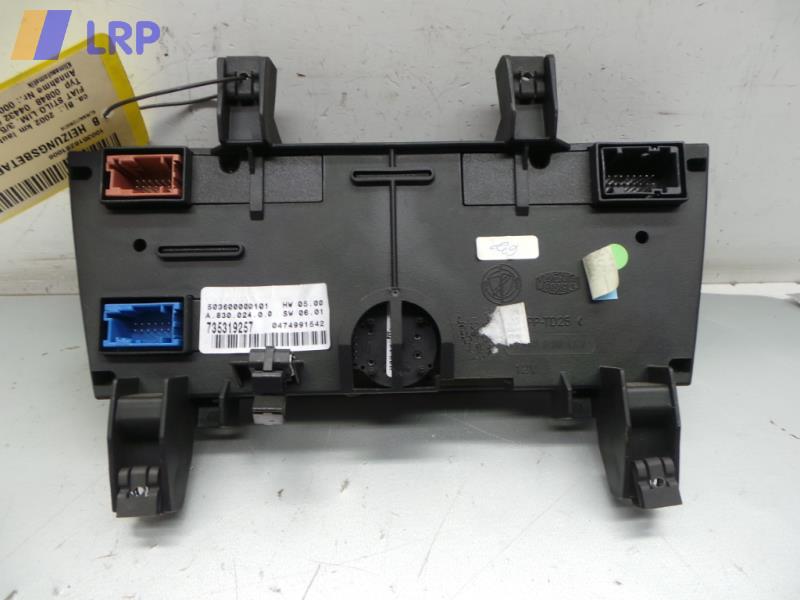 Fiat Stilo 192 BJ2002 Heizungsbetätigung 735319257 Klimaautomatik