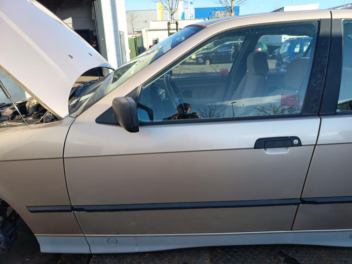 BMW 3er E36 Limousine original T&uuml;r vorn links Fahrer 301 Kaschmirbeige Bj 1992