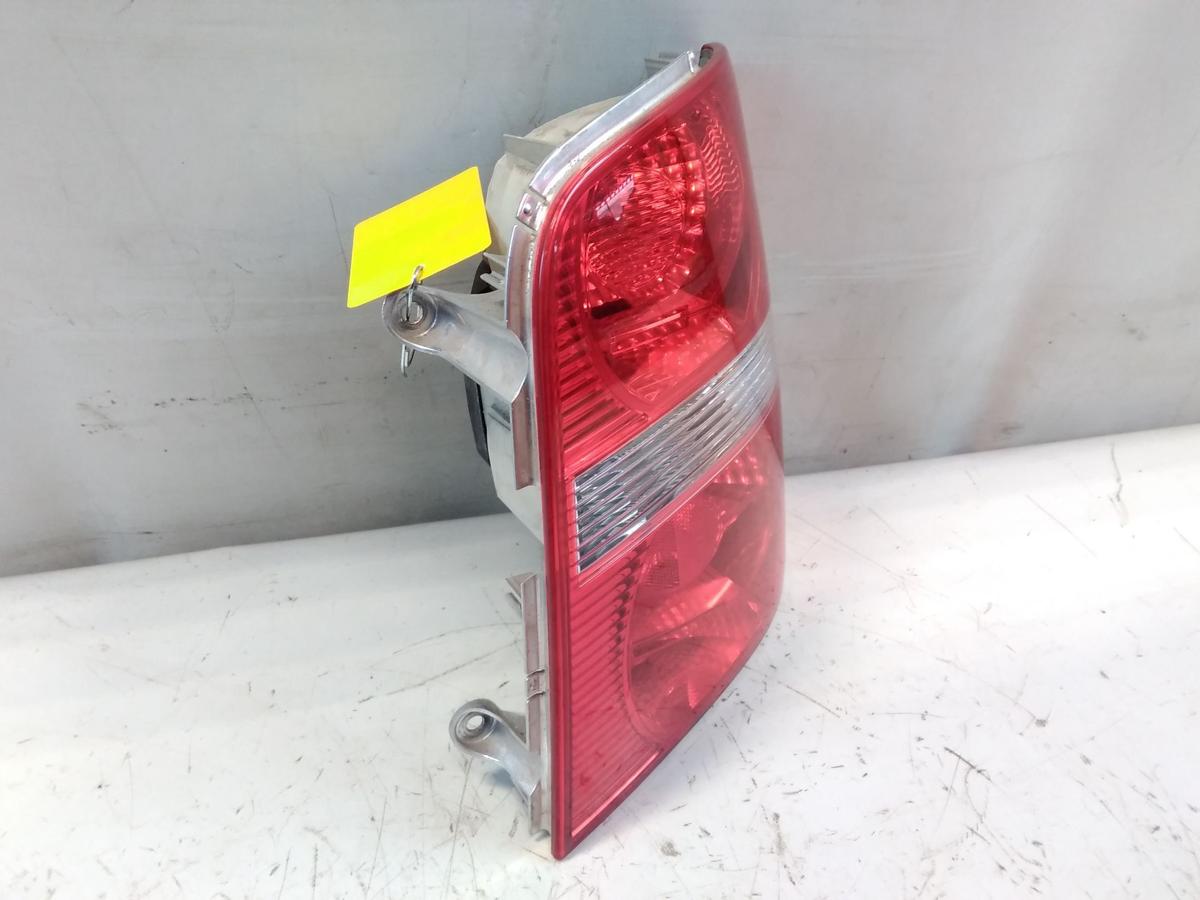VW Touran 1T original R&uuml;ckleuchte Schlussleuchte rechts BJ2006